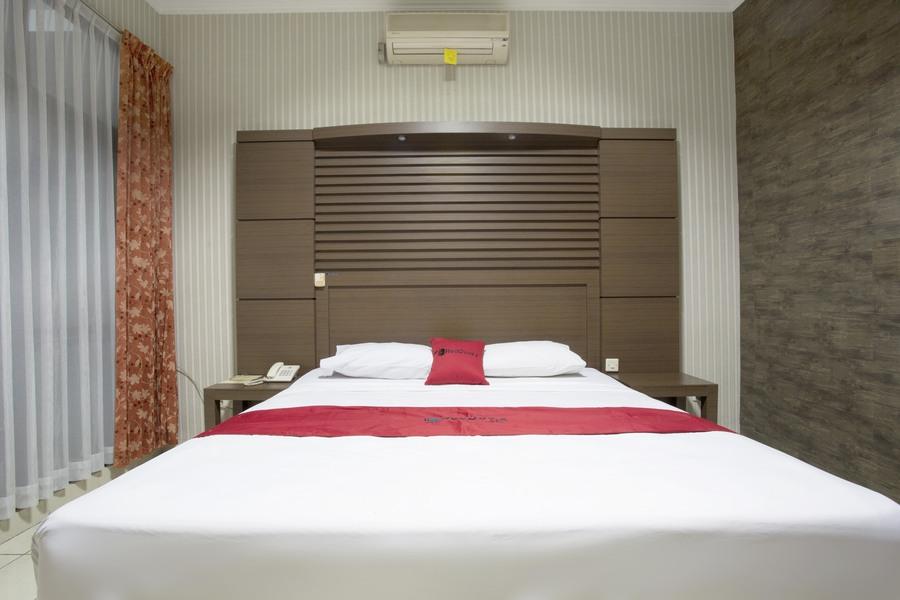 Reddoorz @ Surapati Hotell Bandung Exteriör bild